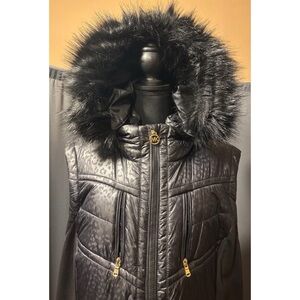 New Michael Kors Size 3X Nylon Black Vest, Detachable Faux Fur Hood